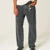 Gewassen zwarte losse jeans Gewassen zwarte losse jeans