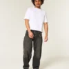 Gewassen zwarte skaterbroek met geborduurde slang Gewassen zwarte skaterbroek met geborduurde slang