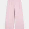 Gilly Hicks Active Recharge baggy broek met hartjes Gilly Hicks Active Recharge baggy broek met hartjes