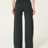 Gilly Hicks Active Recharge wijde broek Gilly Hicks Active Recharge wijde broek