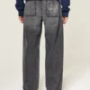 Grijze baggy jeans met hartjesprint Grijze baggy jeans met hartjesprint