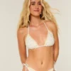 Haakwerk-stijl driehoekige bikinitop Haakwerk-stijl driehoekige bikinitop
