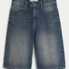 Halfbroek van medium gewassen denim
