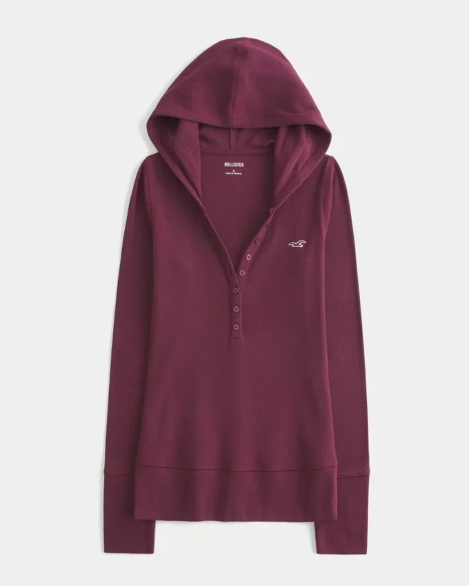 Henley met lange mouwen en capuchon