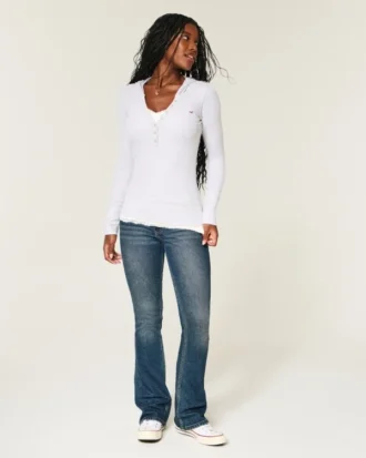 Henley met lange mouwen en capuchon