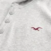 Henley met lange mouwen en capuchon