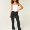 Hoge zwarte rechte jeans