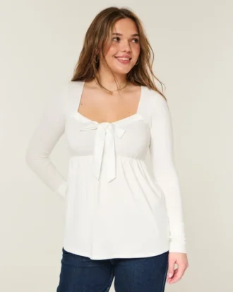 Holiday Vault Release Easy satijnen babydolltop met strik aan de voorkant Holiday Vault Release Easy satijnen babydolltop met strik aan de voorkant