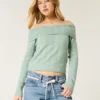 Hollister Comfortabele Cloud Stitchy Off-the-Shoulder Sweater Hollister Comfortabele Cloud Stitchy Off-the-Shoulder Sweater