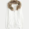 Hoodie met rits, logo en rand van imitatiebont Hoodie met rits, logo en rand van imitatiebont