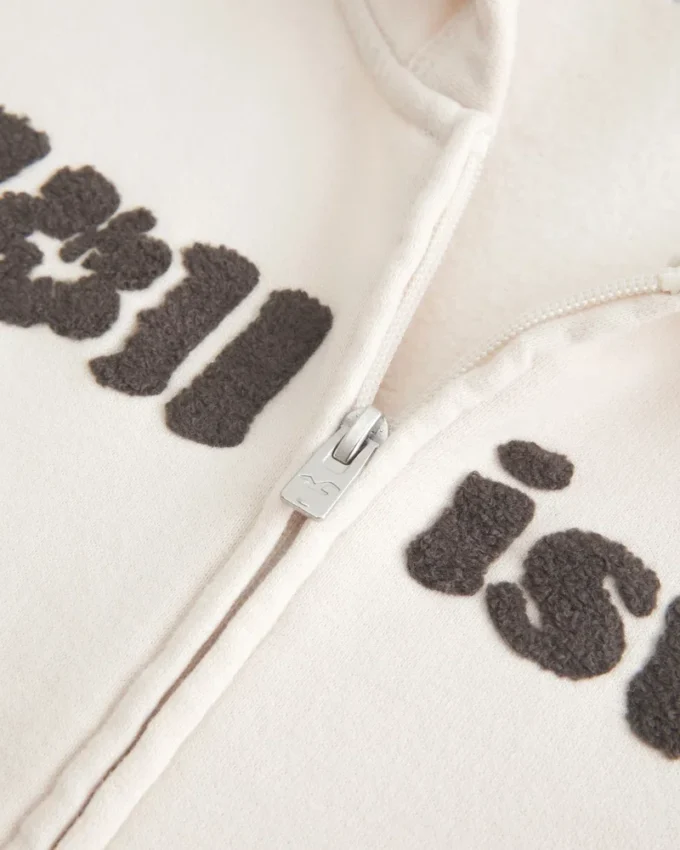 Hoodie met ritssluiting en chenille logo Hoodie met ritssluiting en chenille logo