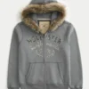 Hoodie met ritssluiting, logo en afwerking van imitatiebont Hoodie met ritssluiting, logo en afwerking van imitatiebont