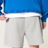 Korte broek van koelende fleece tot halverwege het bovenbeen