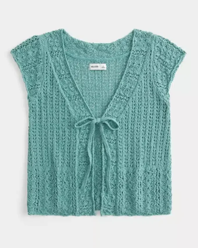 Kortmouwen vest in haakstijl