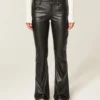 Laag model bootcut broek van imitatieleer