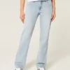 Laag model, licht gewassen, relaxte rechte jeans