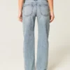 Laag model, medium wash, losse jeans Laag model, medium wash, losse jeans
