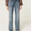 Laag model, medium wash, relaxed straight jeans