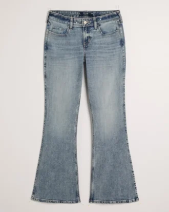 Laag model, medium wassing, flare jeans