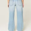 Laag uitgesneden baggy jeans met lichte wassing Laag uitgesneden baggy jeans met lichte wassing