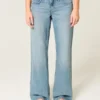 Laag uitgesneden baggy jeans met vlinderprint en medium wassing