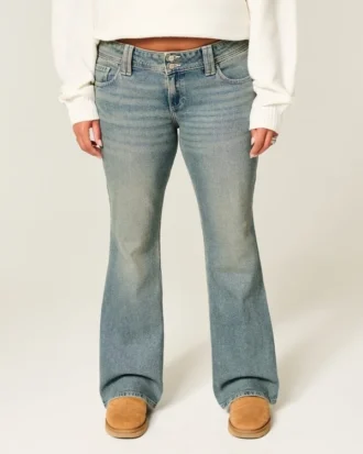 Laag uitgesneden bootcut jeans met vlinderborduursel, medium wash