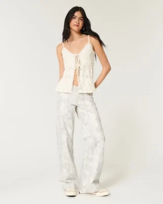 Laag uitgesneden camouflage baggy jeans