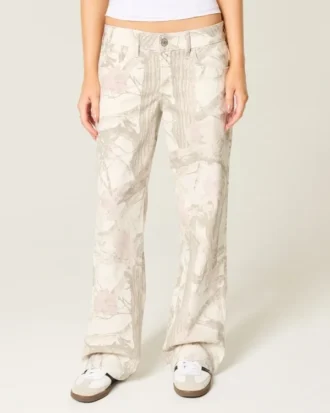 Laag uitgesneden camouflage baggy jeans
