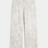 Laag uitgesneden camouflage baggy jeans