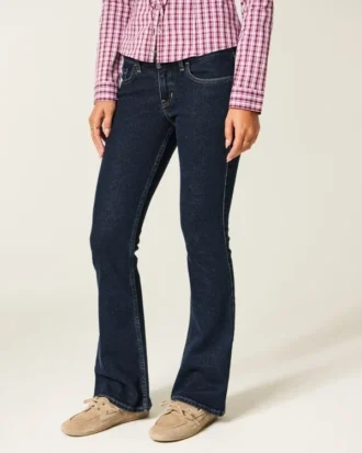 Laag uitgesneden donkerblauwe bootcut jeans