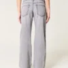 Laag uitgesneden grijze baggy jeans Laag uitgesneden grijze baggy jeans