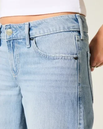 Laag uitgesneden lichtgewassen baggy jeans met studs en strikken