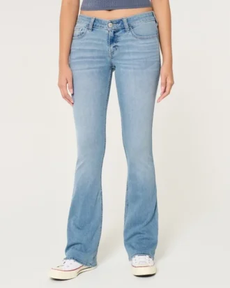 Laag uitgesneden lichtgewassen bootcut jeans