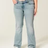 Laag uitgesneden lichtgewassen bootcut jeans Laag uitgesneden lichtgewassen bootcut jeans