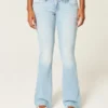 Laag uitgesneden lichtgewassen bootcut jeans
