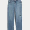 Laag uitgesneden, losse jeans met scheuren en medium wassing Laag uitgesneden, losse jeans met scheuren en medium wassing