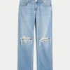 Laag uitgesneden, medium gewassen, relaxte rechte jeans met scheuren Laag uitgesneden, medium gewassen, relaxte rechte jeans met scheuren