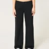 Laag uitgesneden zwarte baggy jeans Laag uitgesneden zwarte baggy jeans