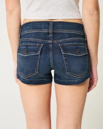 Lage taille donkere denim korte broek