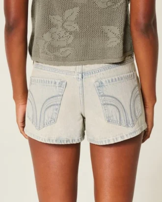 Lage taille lichtgewassen denim minishort