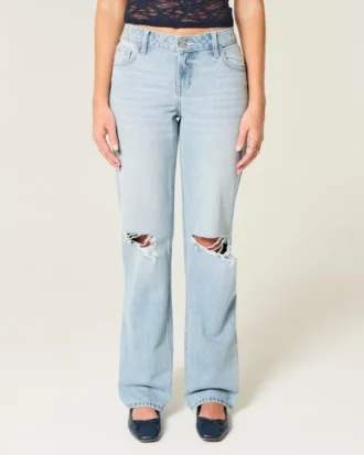Lage taille, lichtgewassen, losse jeans met scheuren