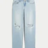 Lage taille, lichtgewassen, losse jeans met scheuren Lage taille, lichtgewassen, losse jeans met scheuren