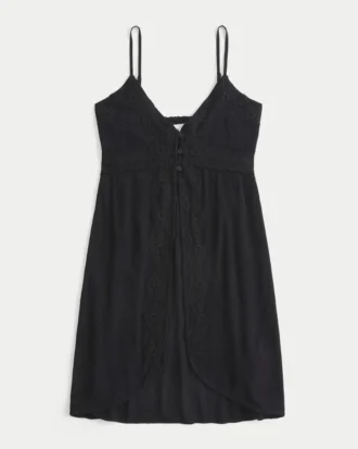Lange tanktop met kanten details Lange tanktop met kanten details