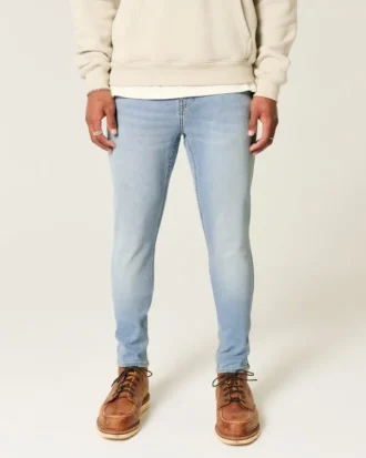 Lichtgewassen atletische skinny jeans