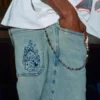 Lichtgewassen geborduurde Dice Skater Baggy Jeans Lichtgewassen geborduurde Dice Skater Baggy Jeans