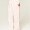 Logo Graphic Pink Camo Sweatpants met wijde pijpen