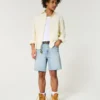 Losse denim short boven de knie met distressed effect