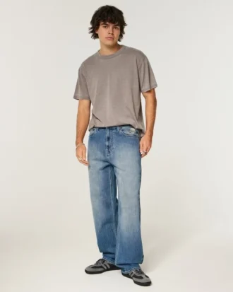 Medium Wash Alien Graphic Baggy Jeans Medium Wash Alien Graphic Baggy Jeans