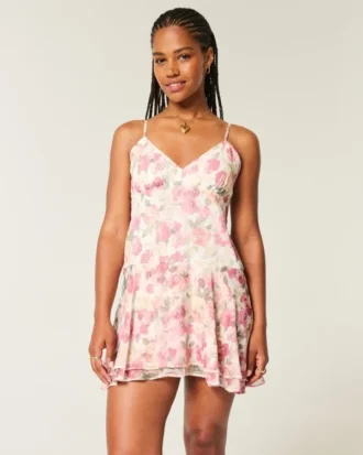 Mini-jurk met asymmetrische zoom