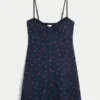 Mini-jurk met knopen